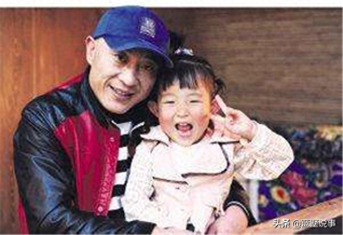 “赵四”刘小光婚姻本是很幸福,老婆漂亮比他小七岁