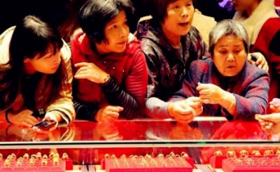 ​黄金预计第二季度继续上涨 高抛黄金的“中国大妈”赚到了吗？