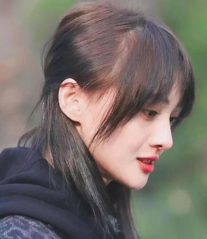 郑爽为什么老是招黑?网友:看了这几张照片我无话可说!