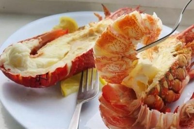 ​大块朵颐中朵颐指的是什么