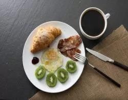 法式咖啡加什么好喝（西式咖啡的搭配组合喝法你知道几种）(1)