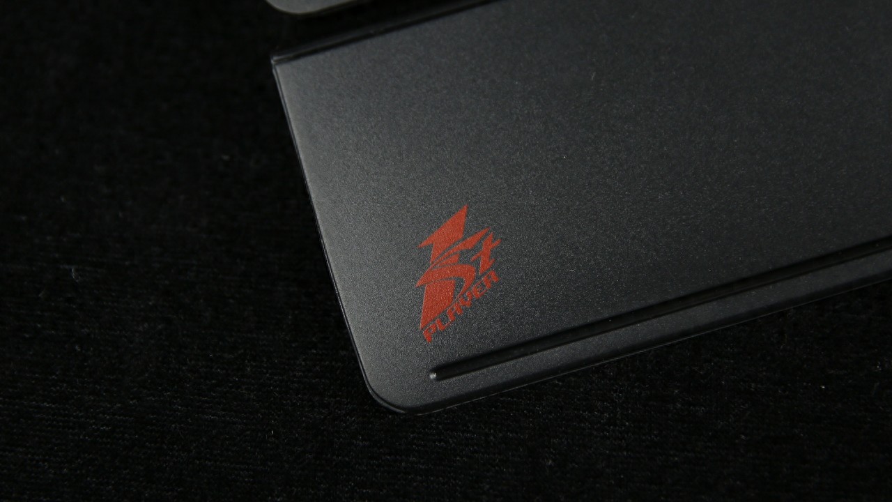 个性另类之物 首席玩家蒸汽朋克机械键盘开箱图赏