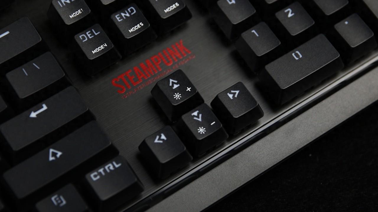 个性另类之物 首席玩家蒸汽朋克机械键盘开箱图赏