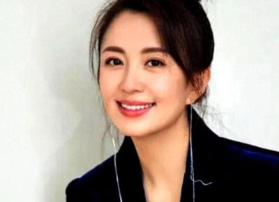 ​曾经的央视最美主持，却在拍戏时怀孕，今孩子已16岁生父依然成谜