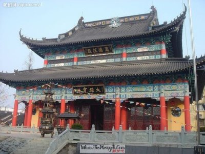 ​梦见寺庙预兆着什么（梦见寺庙的解释）