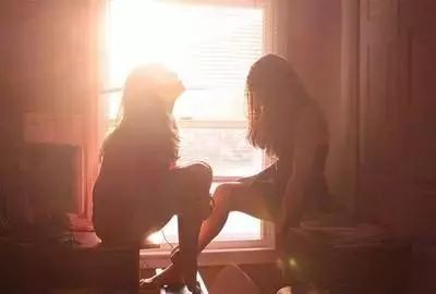 闺蜜是什么样的关系 不会被时间带走的感情