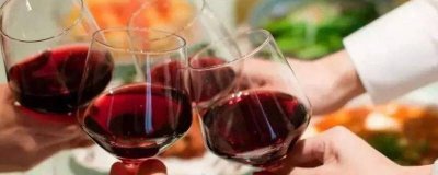 ​红酒和葡萄酒有区别吗 红酒跟葡萄酒的区别是什么