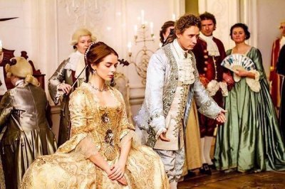 ​叶卡捷琳娜为什么有这么多男朋友