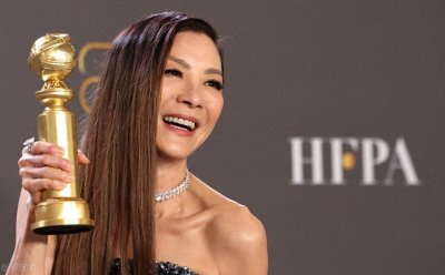 ​杨紫琼（Michelle Yeoh)