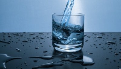 ​醋精和白醋一样吗