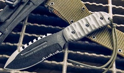 ​美国大兵最爱的战术刀非它莫属，TOPS的战术直刀SDT