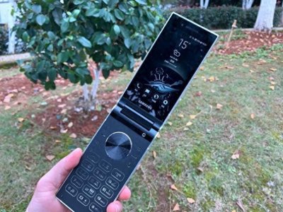 ​曾经卖21999元的三星，现在入手只需1200，收藏使用都不错！