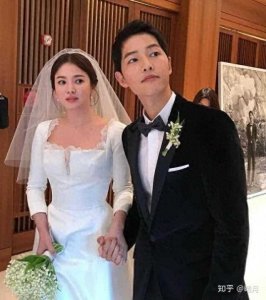 ​韩网泄露宋慧乔出轨细节宋仲基在家中装监控抓到乔妹