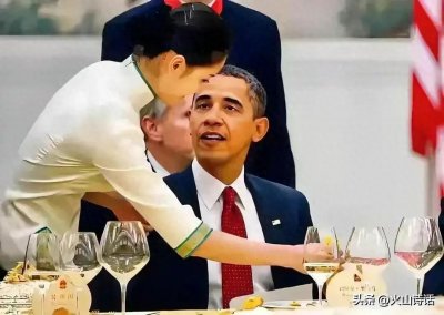 ​这张照片，是奥巴马曾经最想删去的照片，如今看来又最值得怀念…