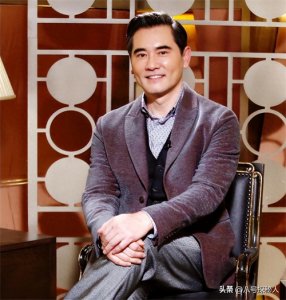 ​赵文瑄现状曝光，64仍单身独居宁波乡下八百平别墅，头发胡子花白