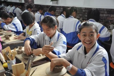 ​「庆祝新中国70华诞 教育风采录 学校篇」淄博市张店区实验中学