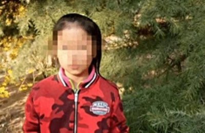 ​大连杀害女童案 大连13岁男孩杀害10岁女孩案开庭审理。 被