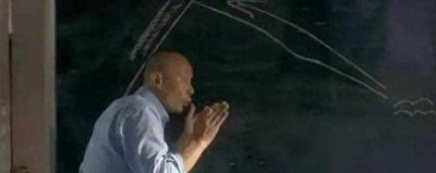 ​巨骗还是天才？罐头换苏联飞机，三度入狱，76岁坐拥北京264