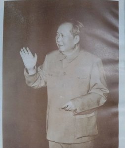 ​东山学校：毛伟人唯一题写的小学校名，艺术价值极高