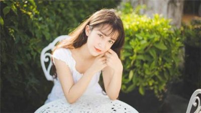 ​女生吊着你玩的特征有哪些？有这3个特征就别追了