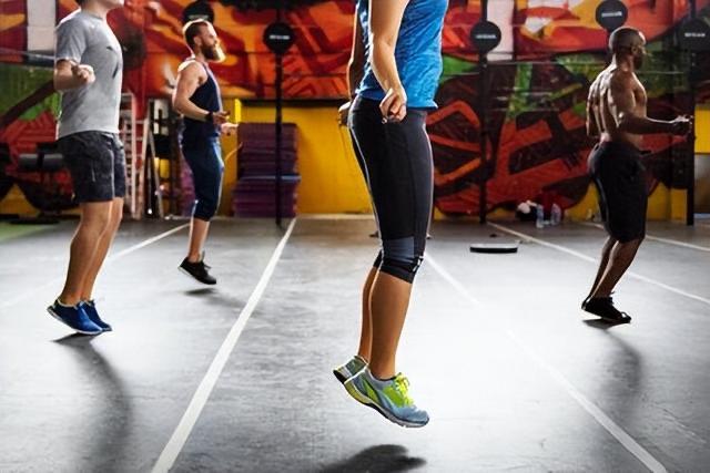 生活有氧运动有哪些？（这五种有氧运动燃烧脂肪完美瘦身）  2