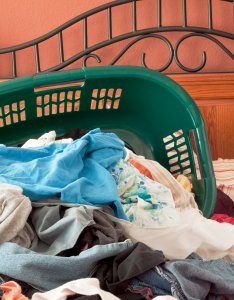 ​哪里有收购旧衣服的厂家 收购旧衣服多少钱一斤