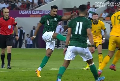 ​1-0，12强赛完整积分榜出炉！日本遭压哨绝杀，日韩末轮丢榜首