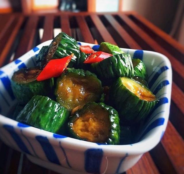 超好吃的酱黄瓜配方分享给你，清脆爽口又下饭，一次腌10斤不够吃