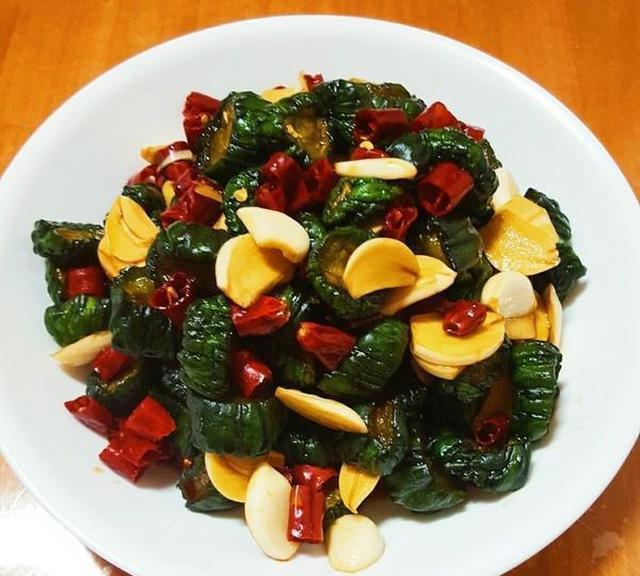 超好吃的酱黄瓜配方分享给你，清脆爽口又下饭，一次腌10斤不够吃