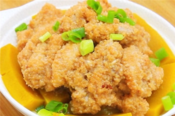 粉蒸肉好吃有诀窍，教你正确做法，软糯入味不油腻