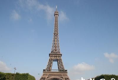 埃菲尔铁塔位于什么城市