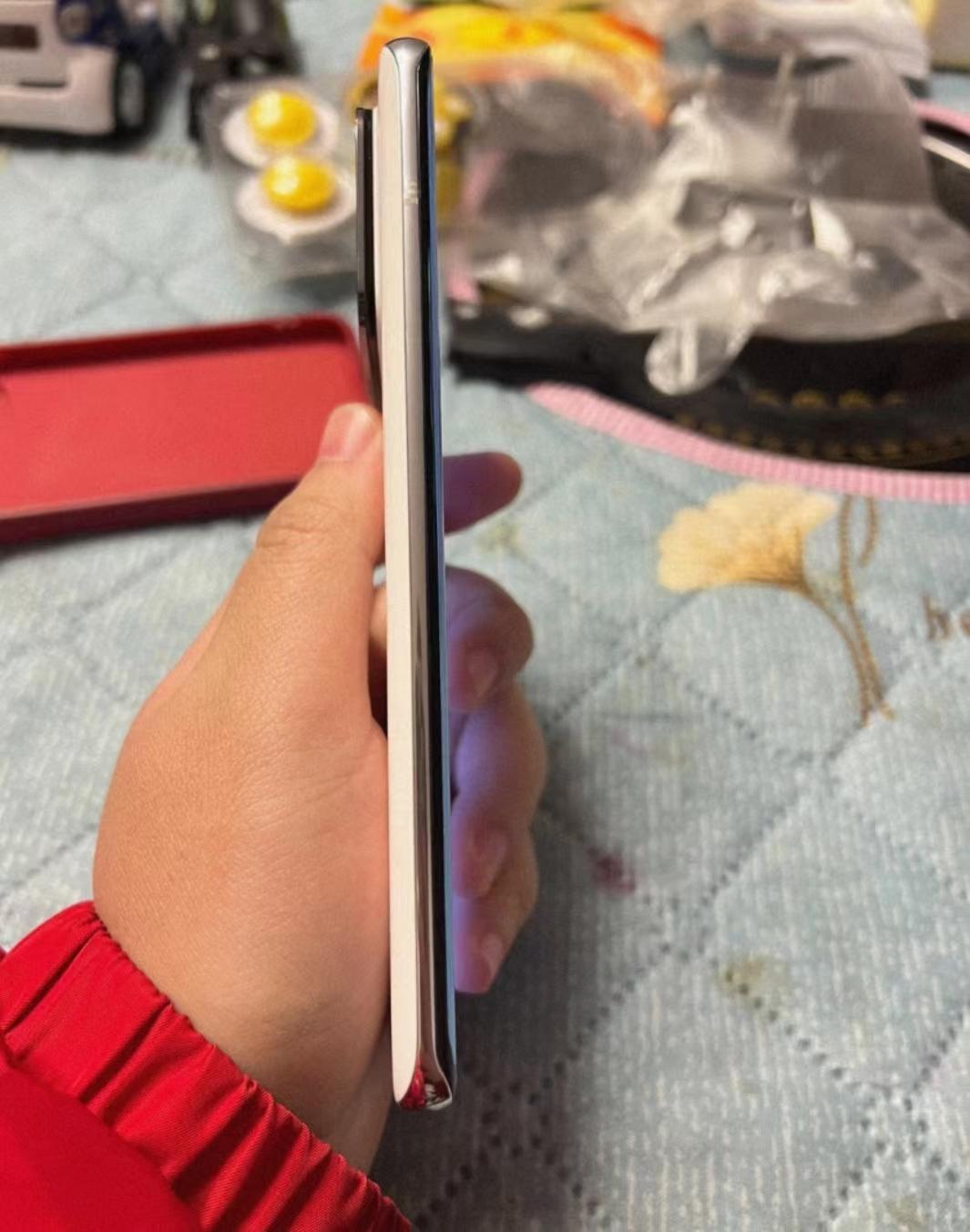 小米11ultra性价比怎么样（小米11ultra怎么样值得买吗）