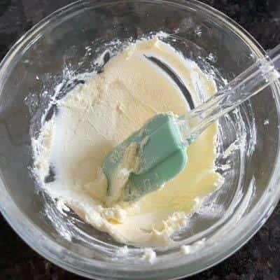 奶油奶酪简单的吃法（奶油奶酪可以做什么）