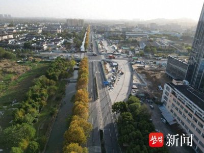 ​南京地铁3号线三期全线长轨贯通