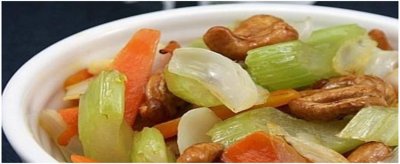 ​芹菜百合炒腰果的做法窍门 百合炒西芹还有腰果怎样做