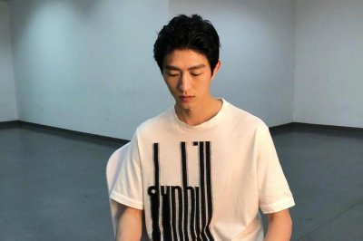 ​金大川恋情曝光！与雎晓雯多次接吻，双方并未回应？