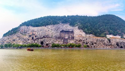 ​龙门石窟是谁下令开始建造的