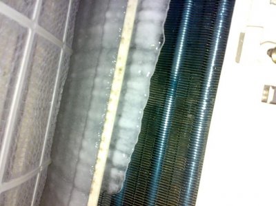 ​空调结冰是什么原因（知道原因不再担心结冰）