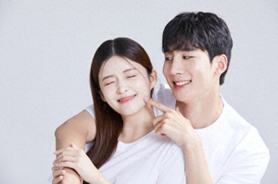 ​男友家里很穷，但是他很上进，能嫁吗？