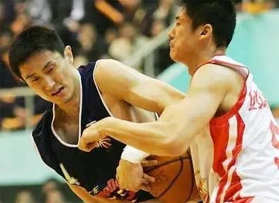 杜锋广东男篮主教练个人简历（广东主帅杜锋的故事）(7)