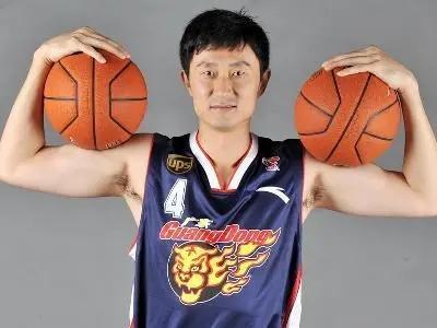 杜锋广东男篮主教练个人简历（广东主帅杜锋的故事）(4)