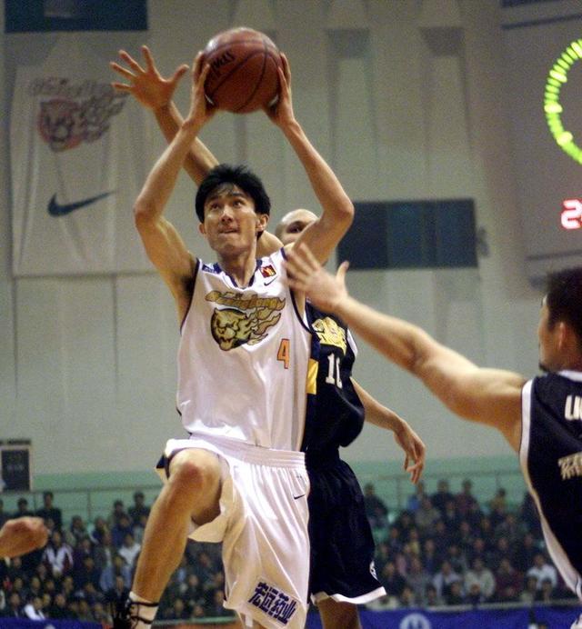 杜锋广东男篮主教练个人简历（广东主帅杜锋的故事）(5)