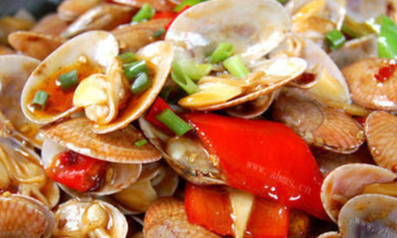 花甲过夜了放冰箱还能吃,花甲过夜能吃不图1