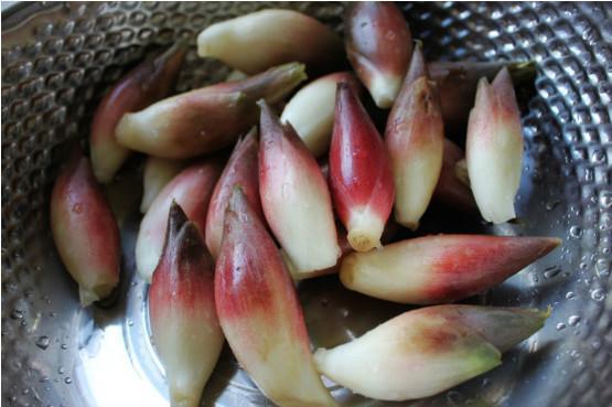 农村稻草堆里长出的珍奇蔬菜，很多城里人都还没见过