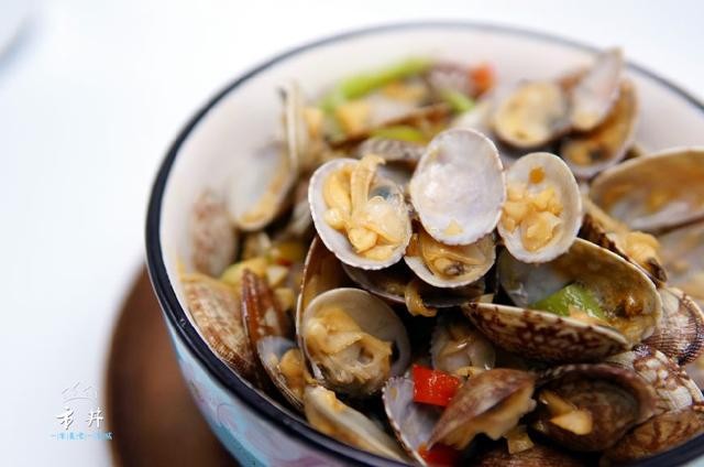 花甲怎么炒比较好吃（花甲就要这样炒）(11)