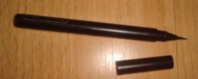 ​新手用眼线笔还是眼线液