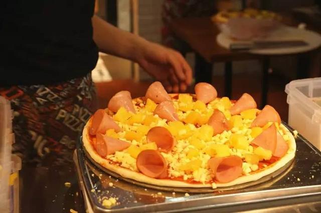 比格比萨 自助餐（神木这家比萨店刚开业就爆满）(17)