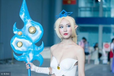 ​LOL队友太坑怎么办？学会这一招，分分钟翻盘