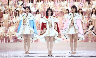 ​李艺彤将为直播不当行为道歉，网友质疑道歉没诚意不配当偶像