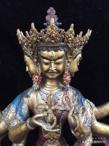 ​三头六臂描写的是什么 说文解字之三头六臂与山海经之三身三首国